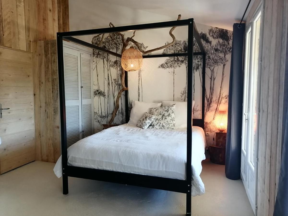 Le Sens Des Merveilles Mane  Room photo
